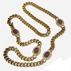 Exquisite Vintage Ciner Amethyst Glass Necklace